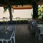 بيت ضيافة Aderezo Restaurante La Zarza (Badajoz)