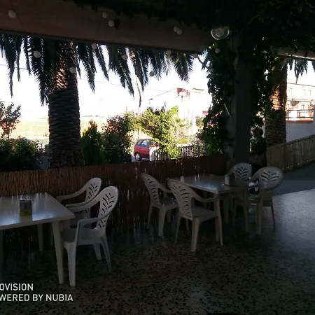 Aderezo Restaurante 게스트하우스 3*