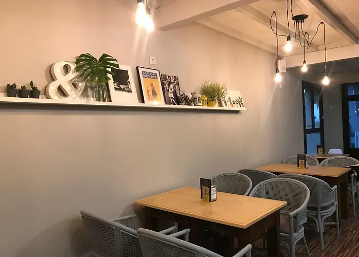 Pensión Aderezo Restaurante La Zarza (Badajoz)